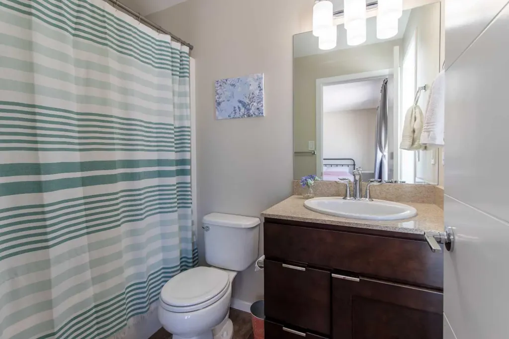 418 Highlands Boulevard W Lethbridge AB T1J 5K5