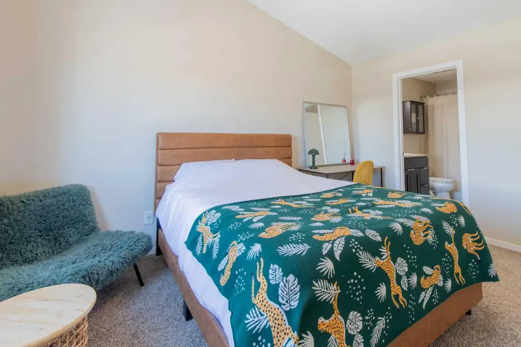 418 Highlands Boulevard W Lethbridge AB T1J 5K5