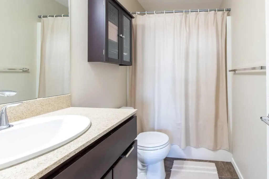 418 Highlands Boulevard W Lethbridge AB T1J 5K5
