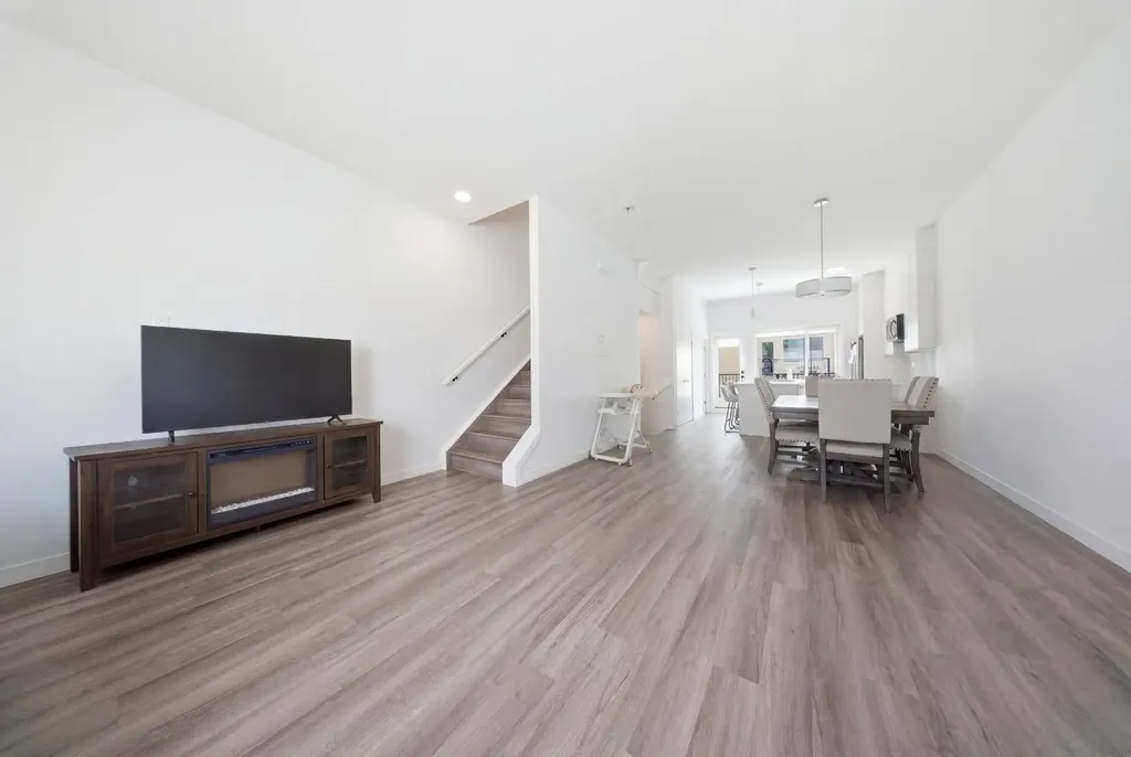101 Panatella Square NW Calgary AB T3K2R9