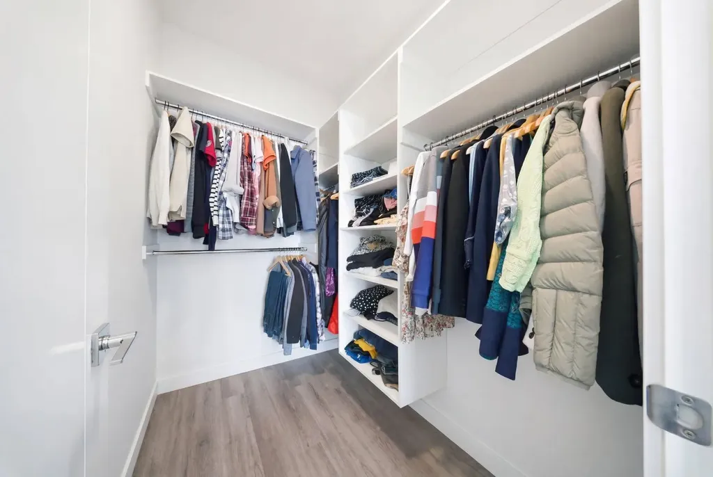 101 Panatella Square NW Calgary AB T3K2R9