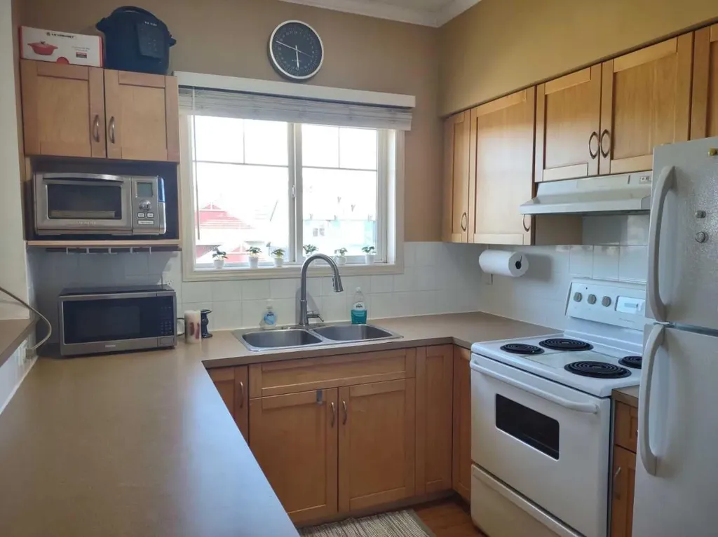 70 Panamount Drive NW Calgary AB T3K 5Z1