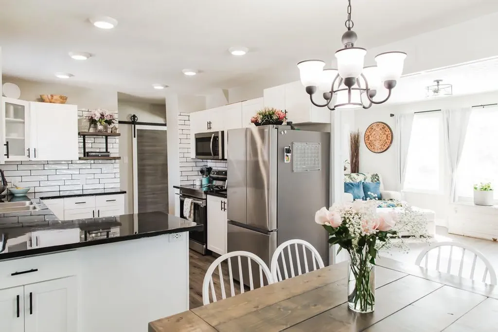 10124 110 Avenue Grande Prairie AB T8V 1S6