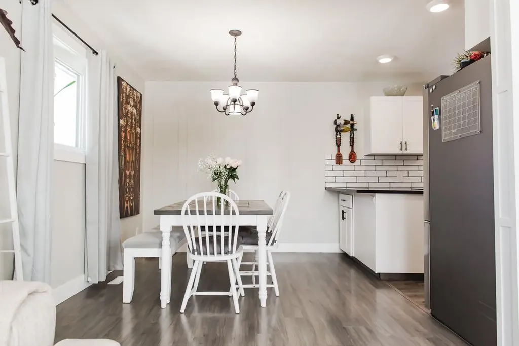 10124 110 Avenue Grande Prairie AB T8V 1S6
