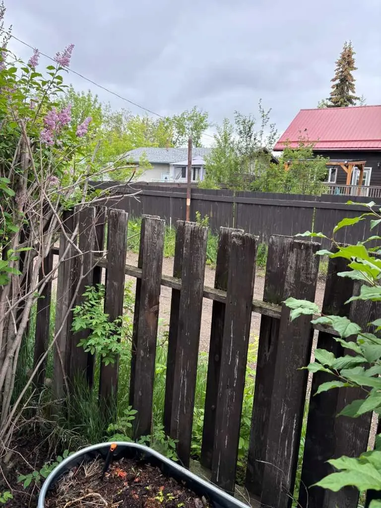 10124 110 Avenue Grande Prairie AB T8V 1S6