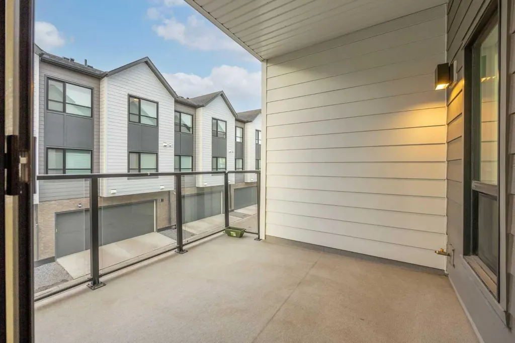 20295 Seton Way SE Calgary AB T3M 2J1