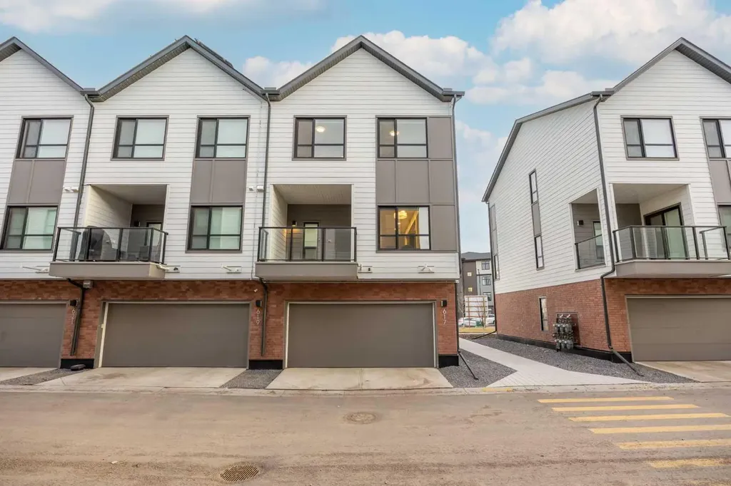 20295 Seton Way SE Calgary AB T3M 2J1