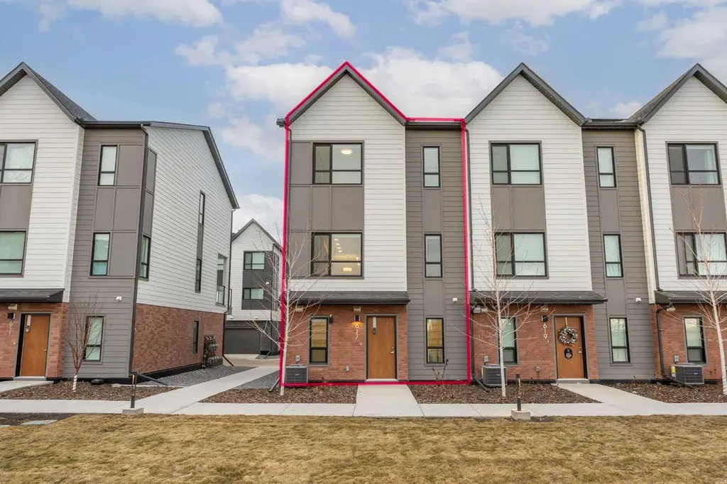 20295 Seton Way SE Calgary AB T3M 2J1