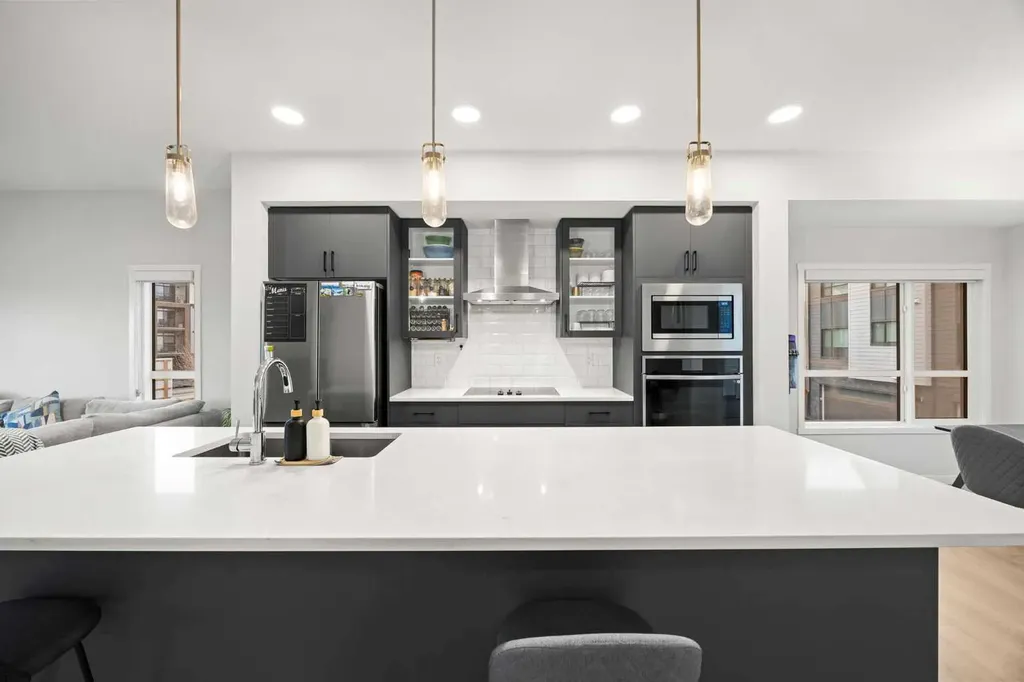 20295 Seton Way SE Calgary AB T3M 2J1