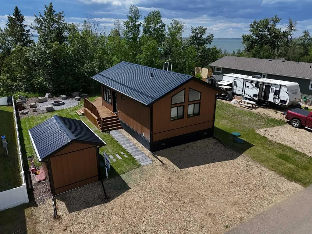 41310 Range Road 282 Rural Lacombe County AB T4L 2N3