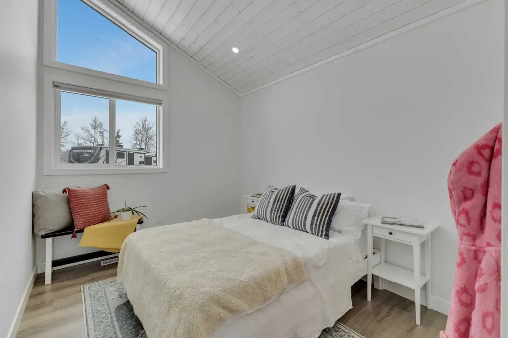 41310 Range Road 282 Rural Lacombe County AB T4L 2N3
