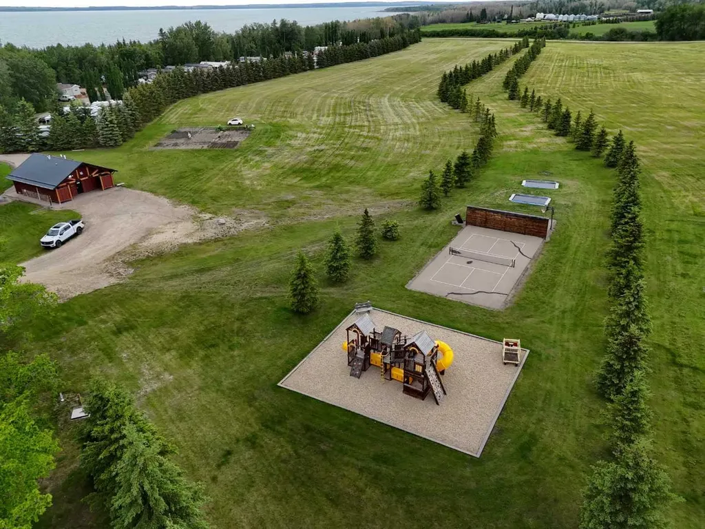41310 Range Road 282 Rural Lacombe County AB T4L 2N3
