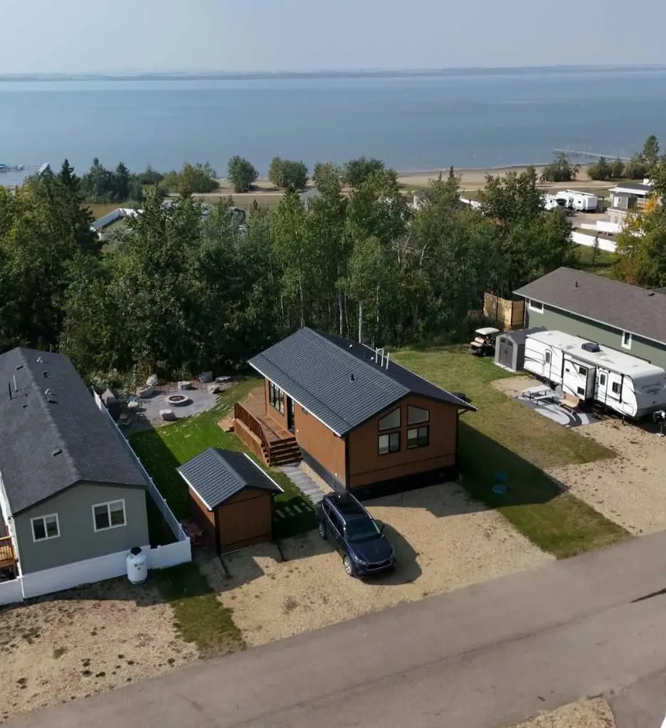 41310 Range Road 282 Rural Lacombe County AB T4L 2N3