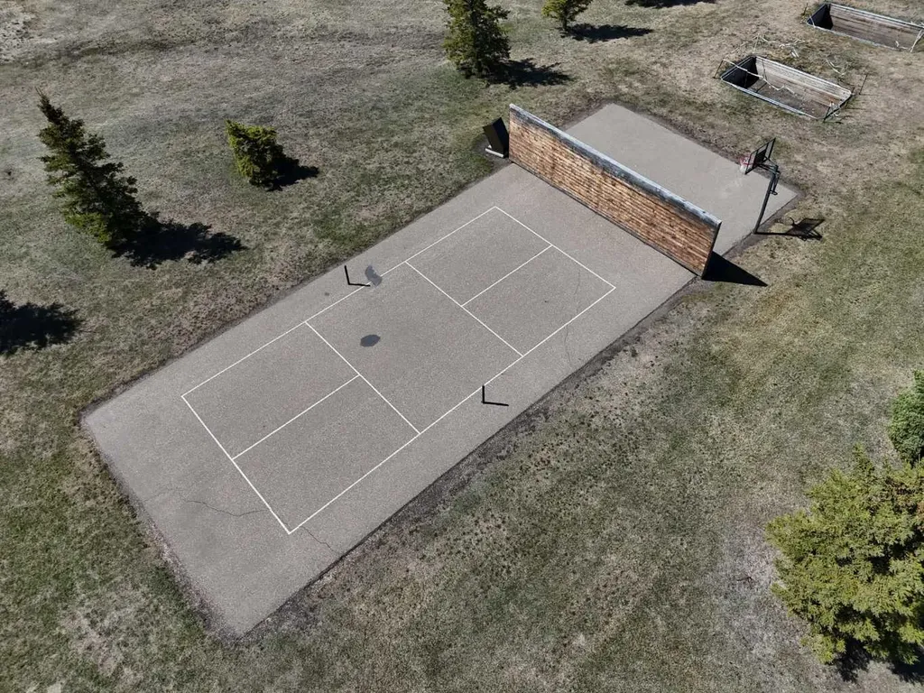 41310 Range Road 282 Rural Lacombe County AB T4L 2N3