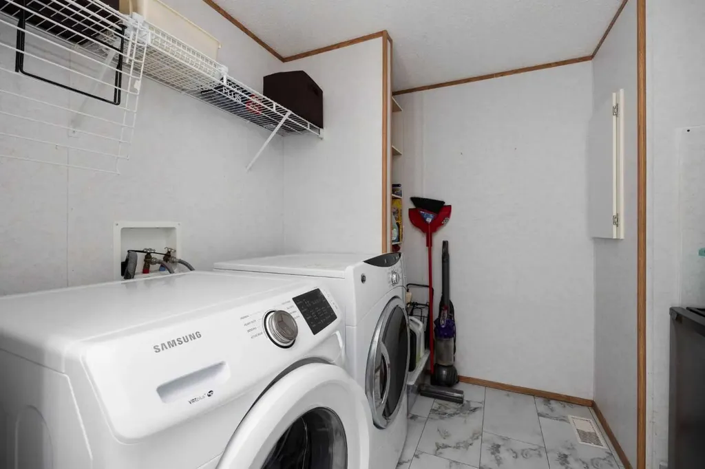 116 Palomino Close Fort Mcmurray AB T9H5M2