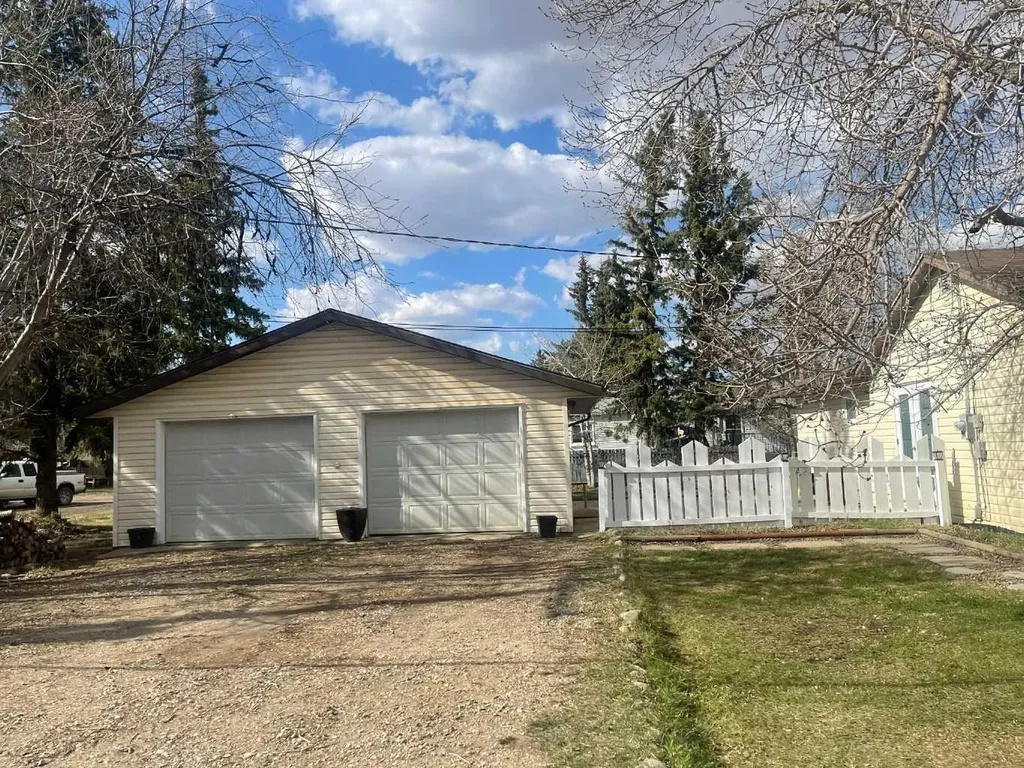 1ST Street West Lashburn SK S0M 1H0