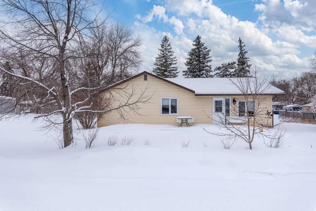 1ST Street West Lashburn SK S0M 1H0