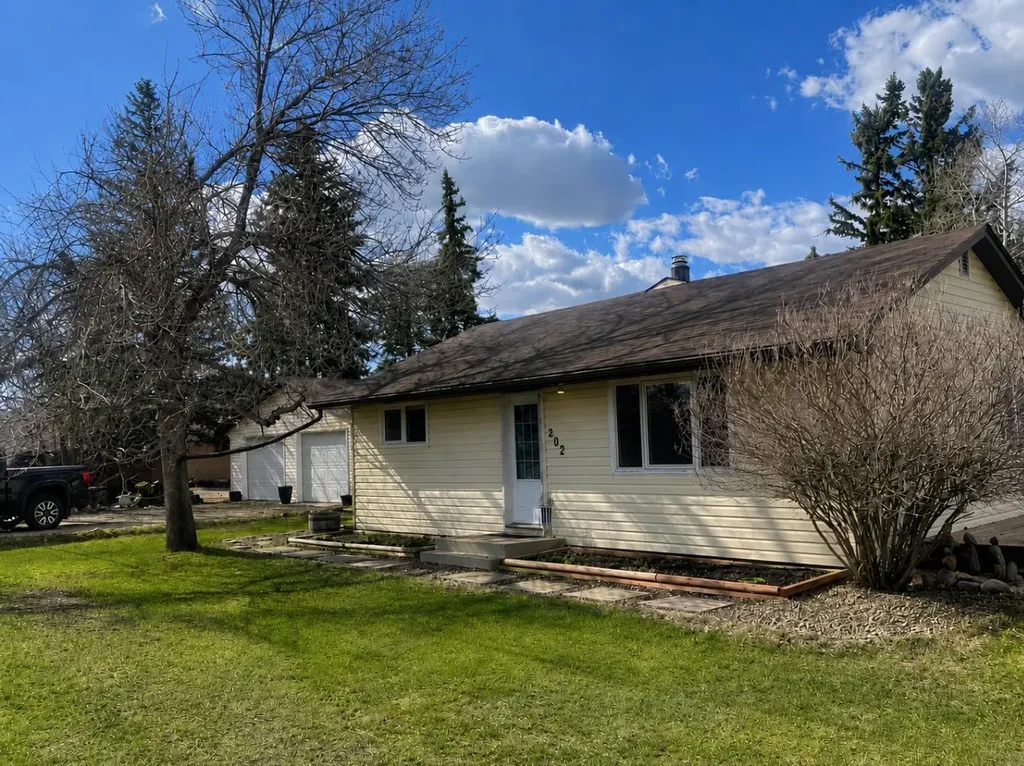 1ST Street West Lashburn SK S0M 1H0