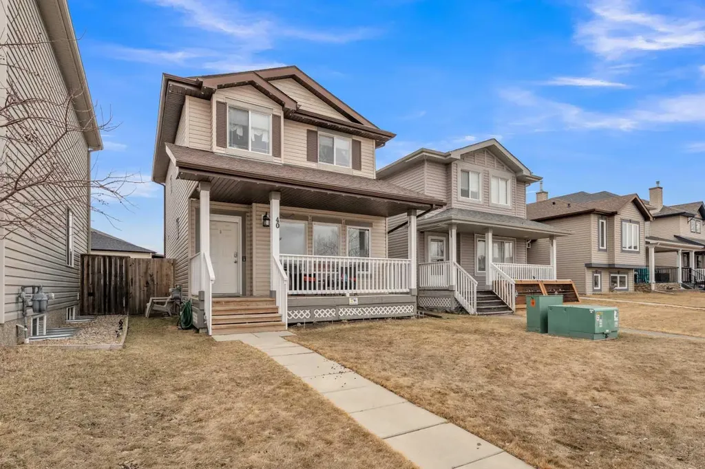 40 Cimarron Grove Drive Okotoks AB T1S 2H1