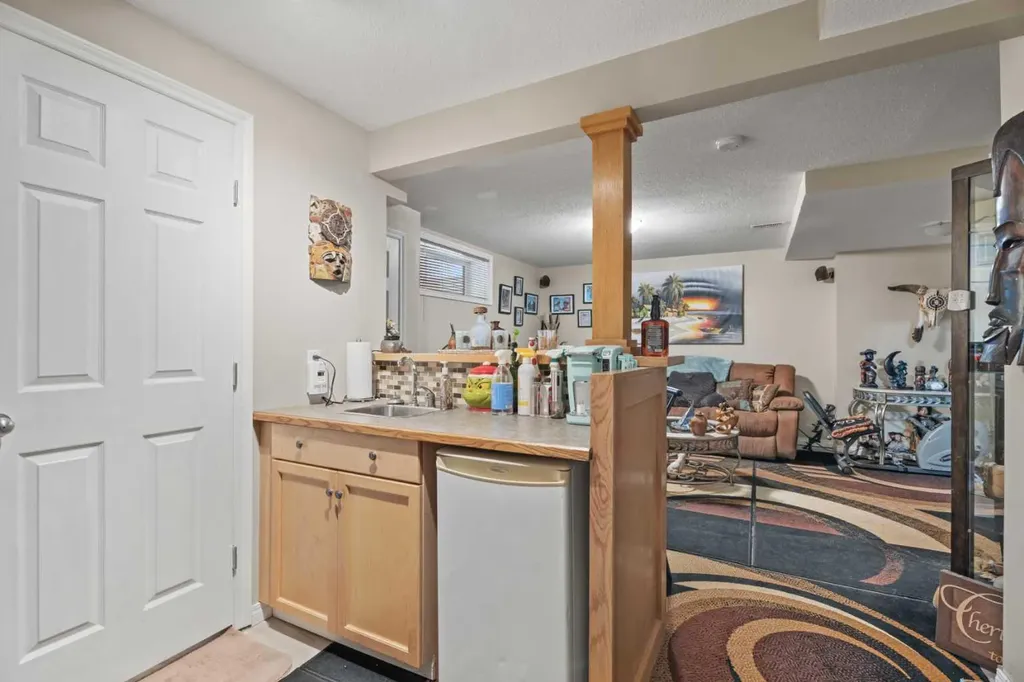 40 Cimarron Grove Drive Okotoks AB T1S 2H1
