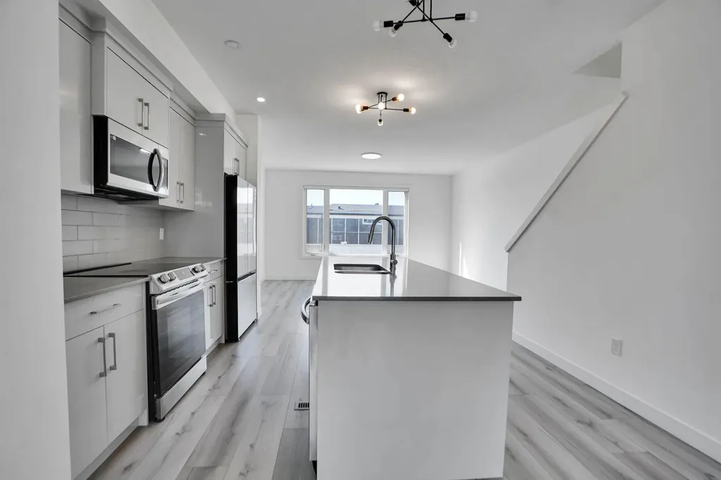 239 Saddlepeace Crescent NE Calgary AB T3J5S6