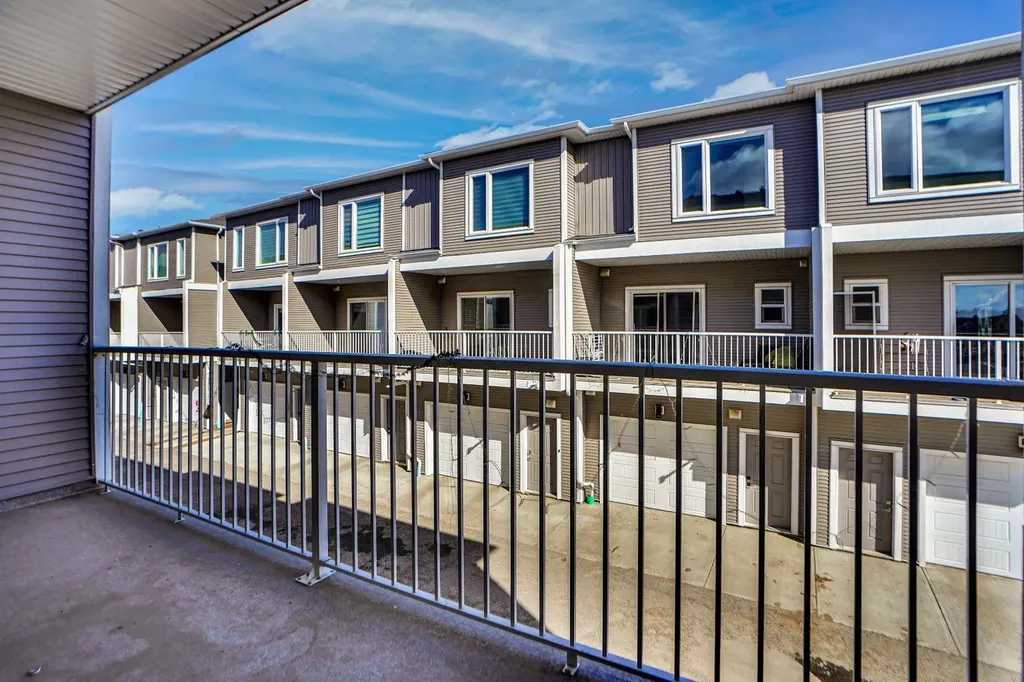 239 Saddlepeace Crescent NE Calgary AB T3J5S6