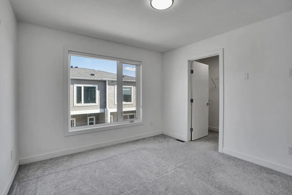 239 Saddlepeace Crescent NE Calgary AB T3J5S6
