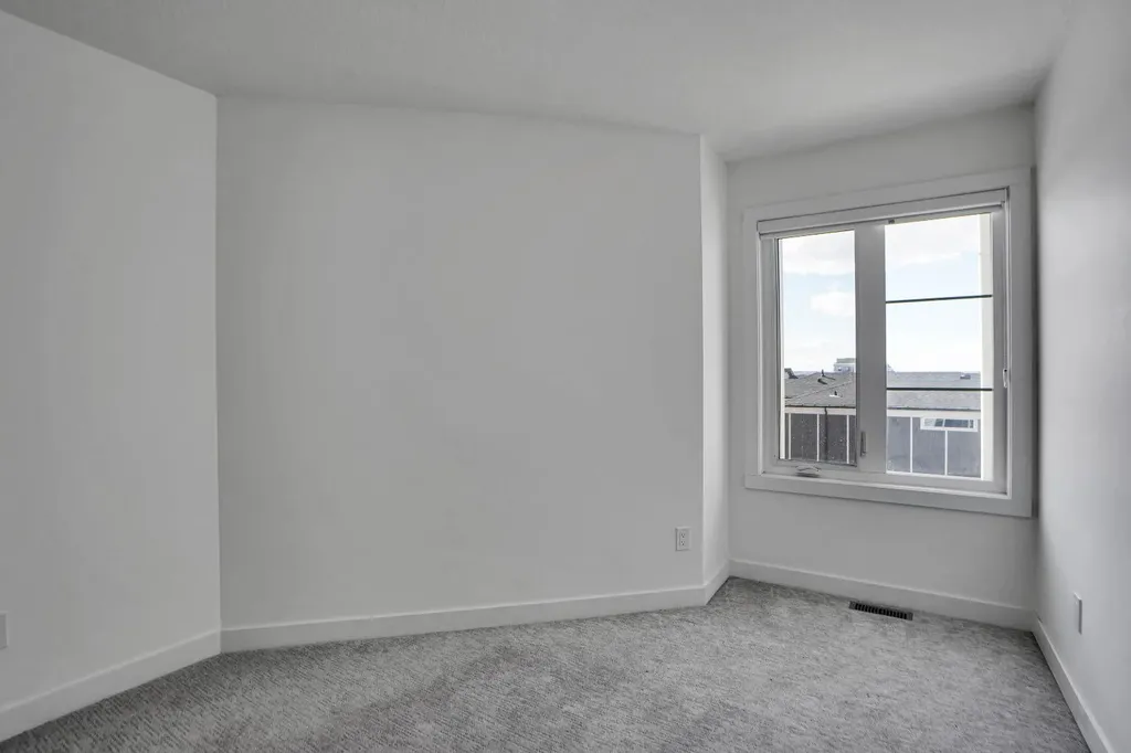 239 Saddlepeace Crescent NE Calgary AB T3J5S6
