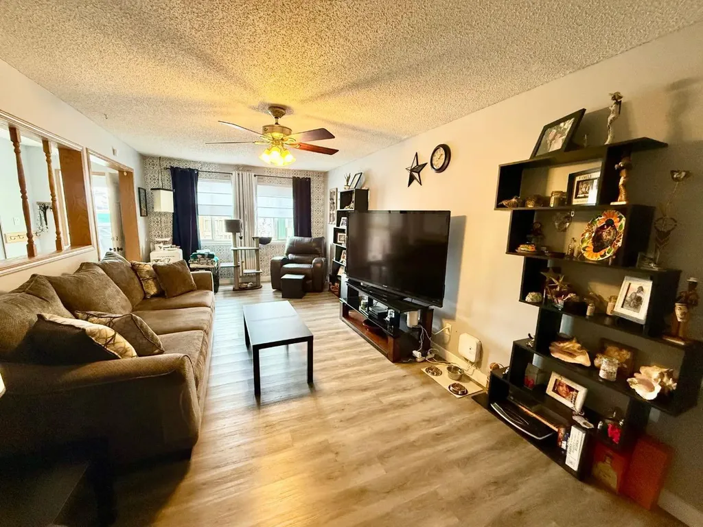 101 Mill Street Hinton AB T7V1T3