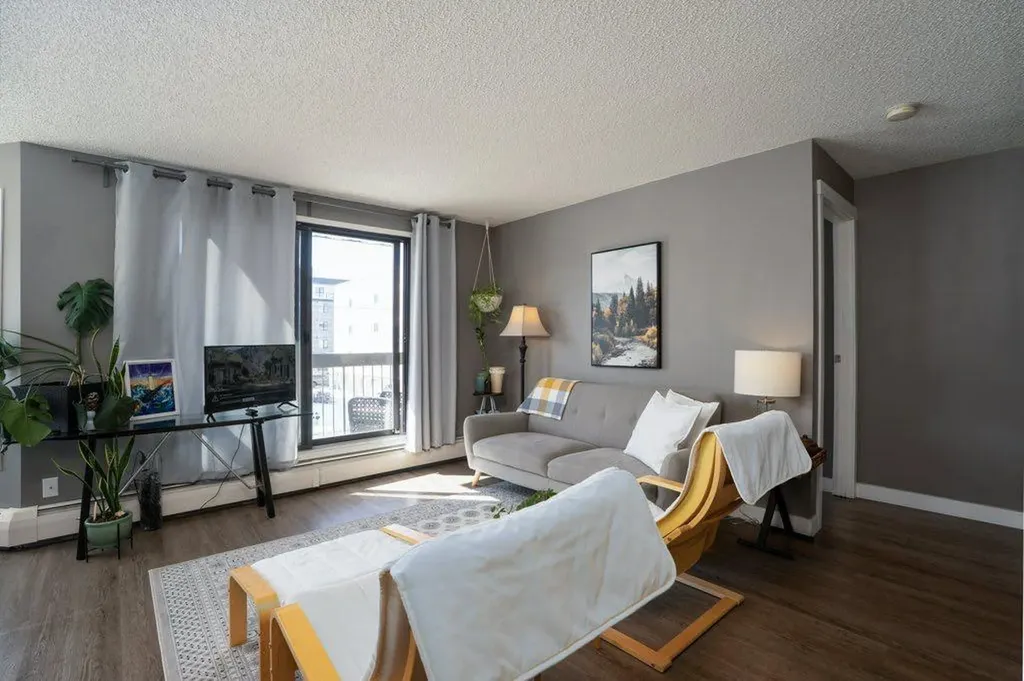 630 57 Avenue SW Calgary AB T2V 0H4