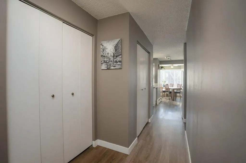 630 57 Avenue SW Calgary AB T2V 0H4
