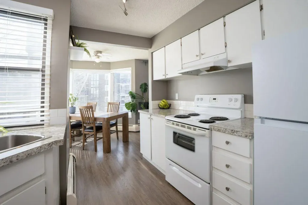 630 57 Avenue SW Calgary AB T2V 0H4