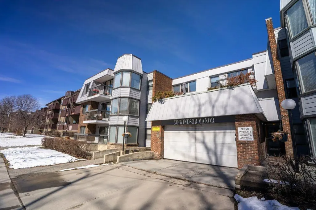 630 57 Avenue SW Calgary AB T2V 0H4