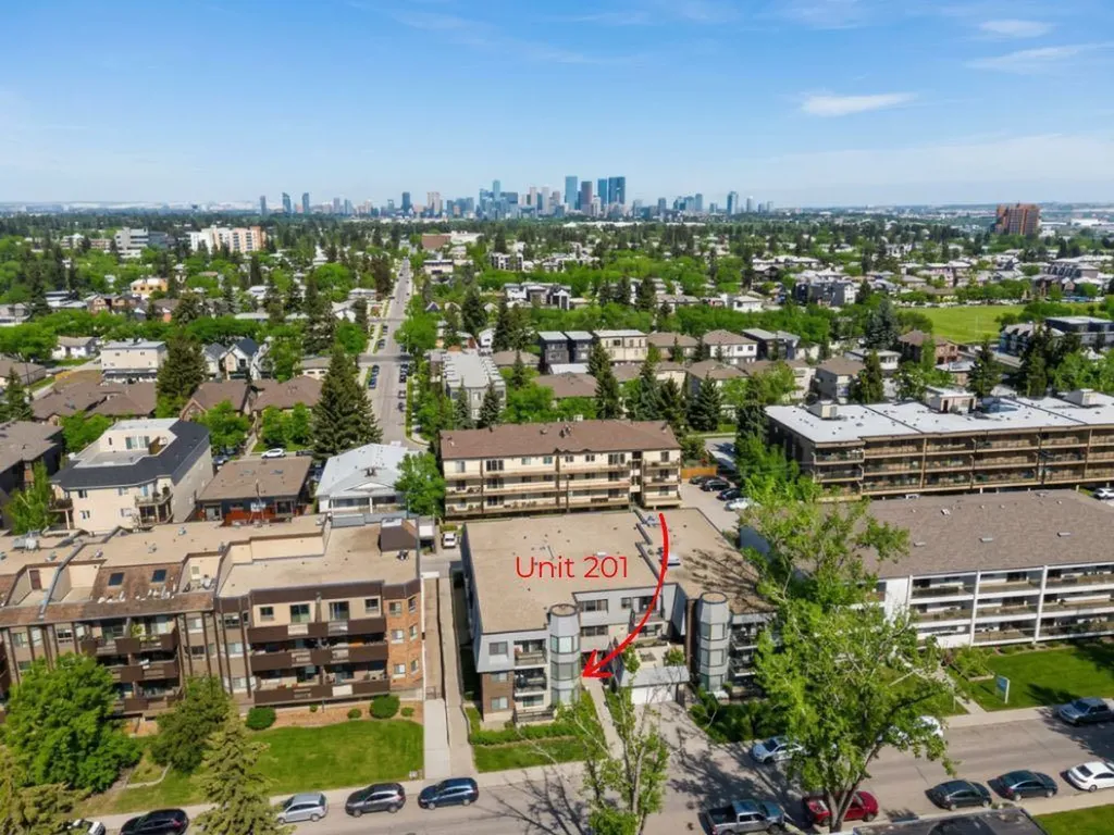 630 57 Avenue SW Calgary AB T2V 0H4