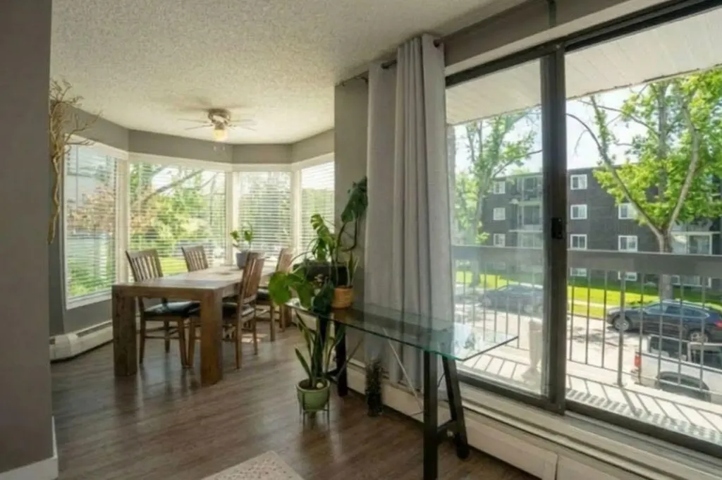 630 57 Avenue SW Calgary AB T2V 0H4