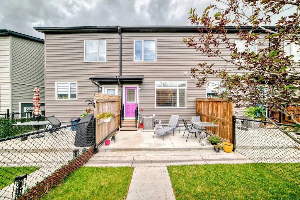 342 Redstone Boulevard NE Calgary AB T3N 1K2
