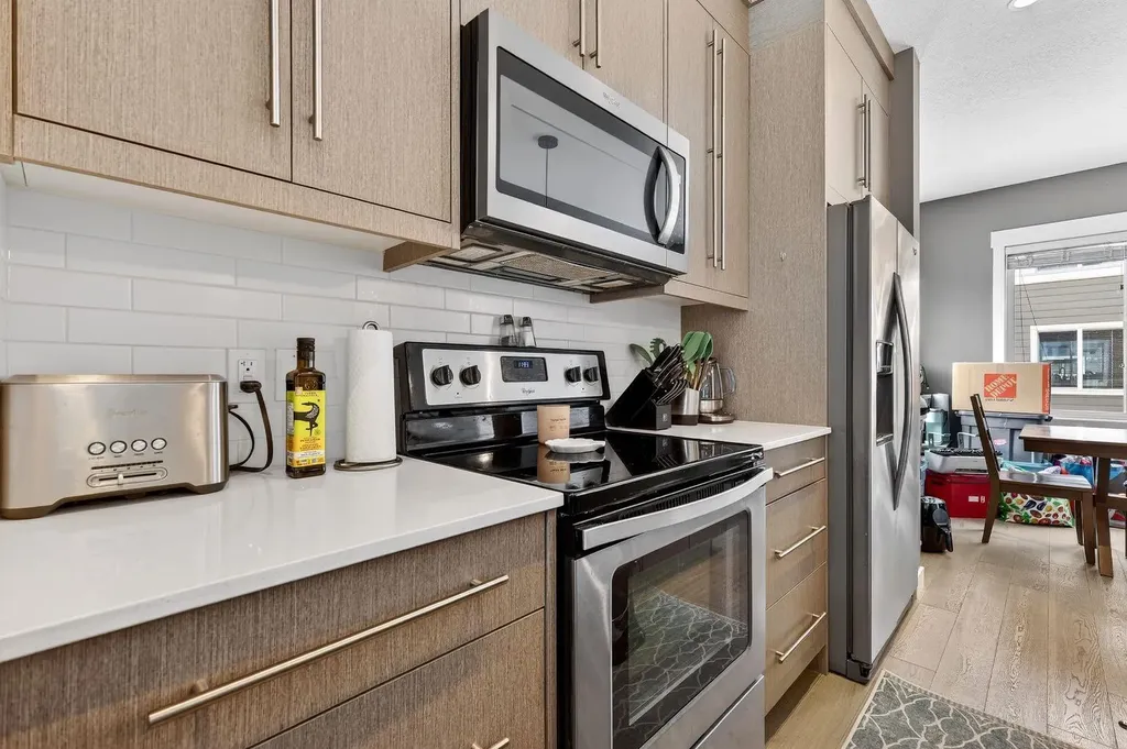 111 Rainbow Falls Gate Chestermere AB T1X 0Z5