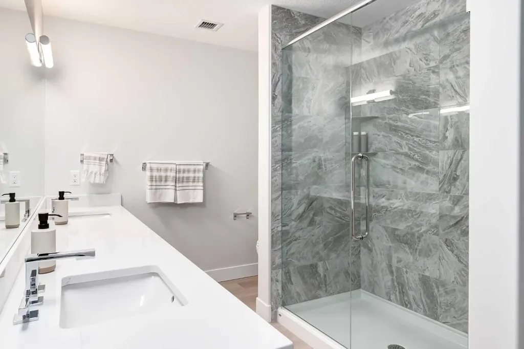 110 Greenbriar Place NW Calgary AB X0X 0X0