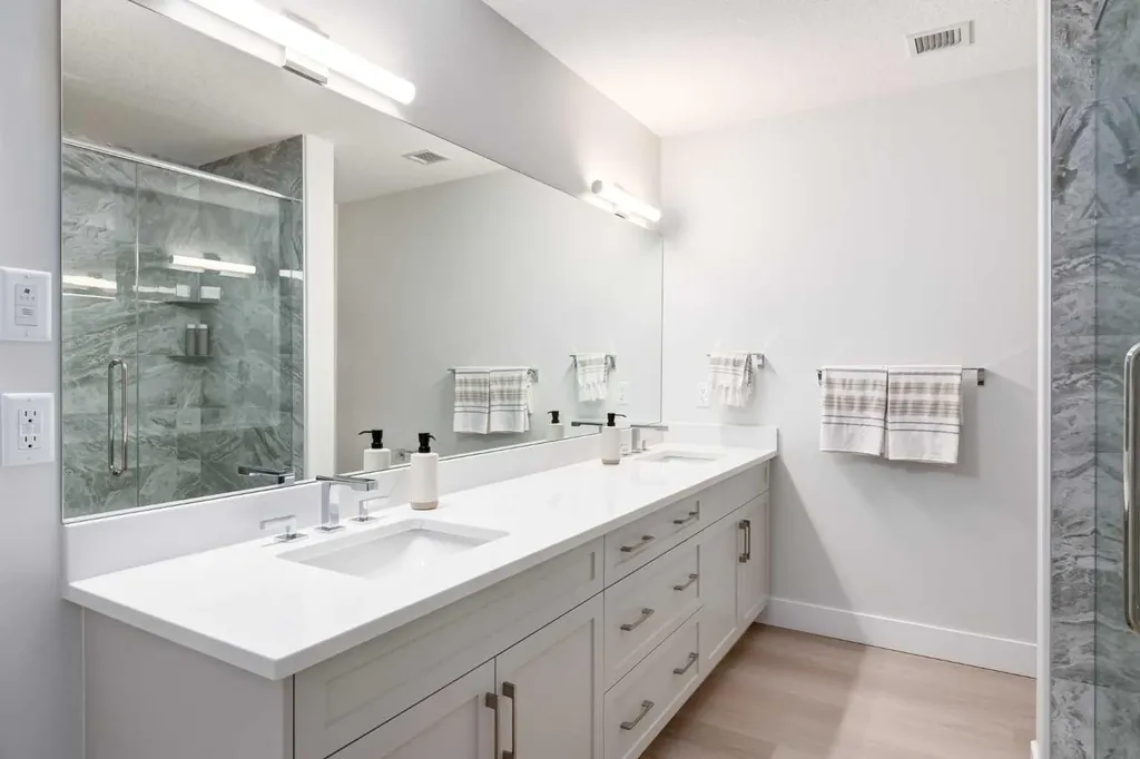 110 Greenbriar Place NW Calgary AB X0X 0X0