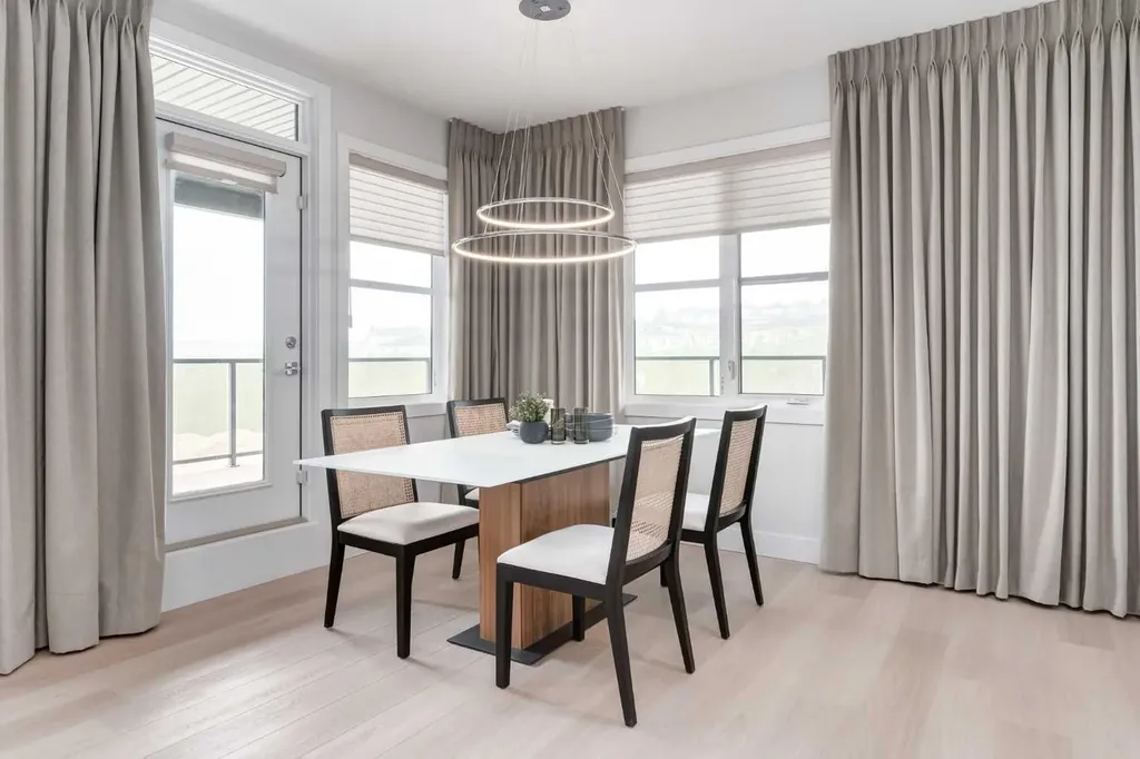 110 Greenbriar Place NW Calgary AB X0X 0X0