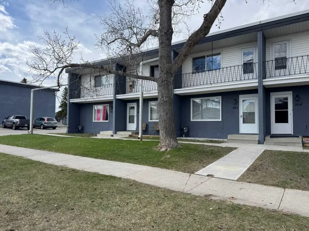 2211 19 Street NE Calgary AB T2E 4Y5