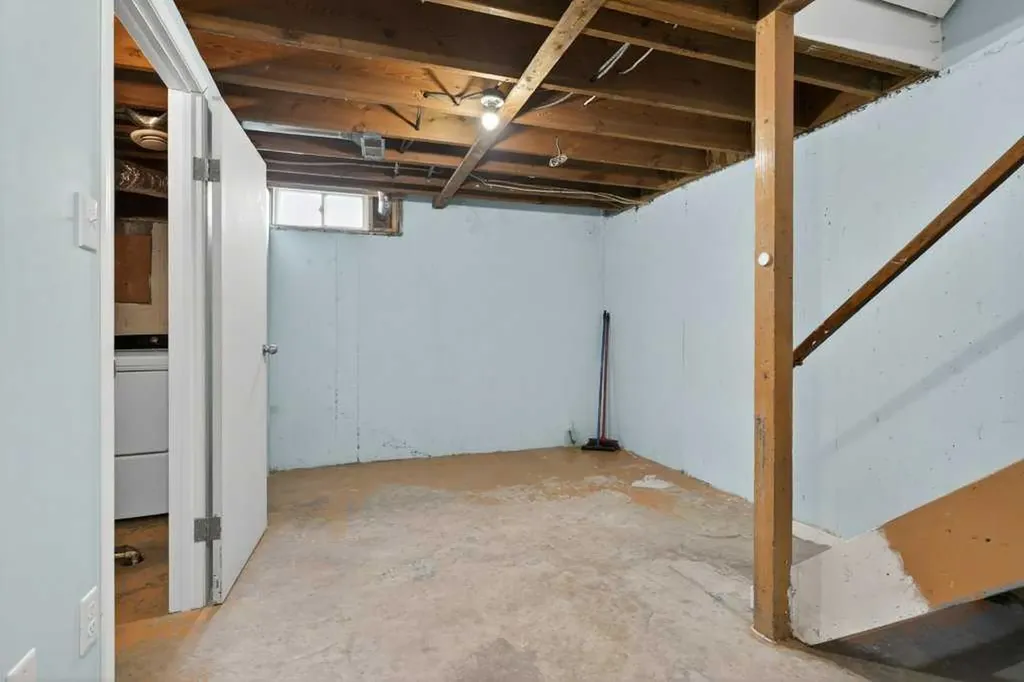 2211 19 Street NE Calgary AB T2E 4Y5