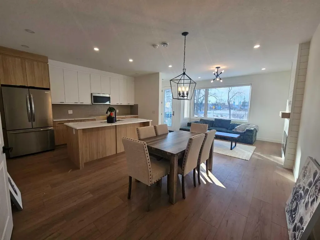 1512 21 Avenue NW Calgary AB T2M 1L8