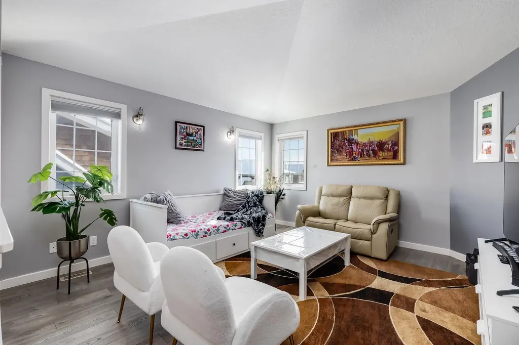 52 Cooperstown Place SW Airdrie AB T4B 3T5