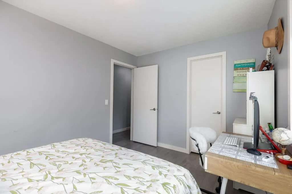 52 Cooperstown Place SW Airdrie AB T4B 3T5