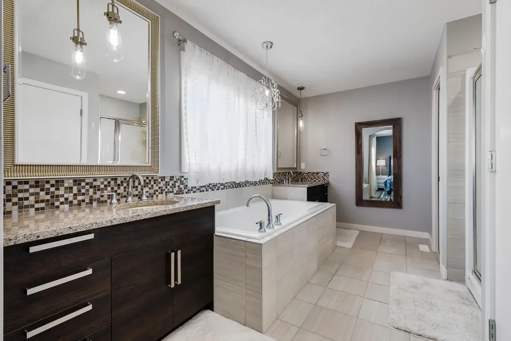 52 Cooperstown Place SW Airdrie AB T4B 3T5