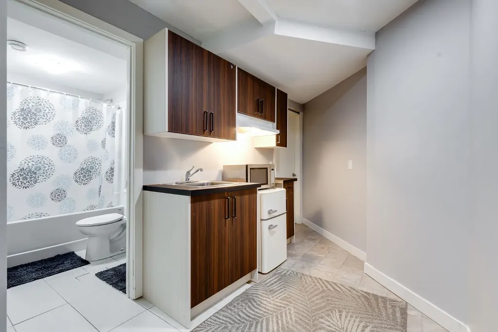 52 Cooperstown Place SW Airdrie AB T4B 3T5