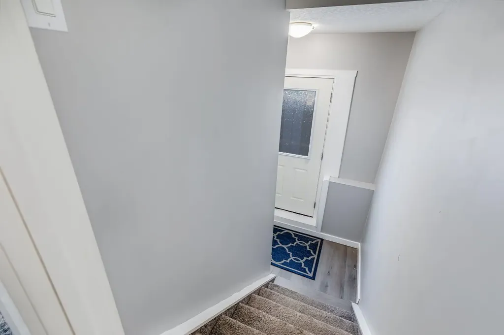 52 Cooperstown Place SW Airdrie AB T4B 3T5