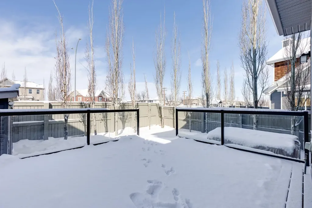 52 Cooperstown Place SW Airdrie AB T4B 3T5