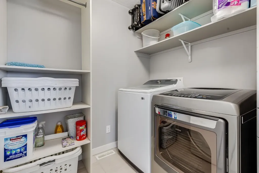 52 Cooperstown Place SW Airdrie AB T4B 3T5